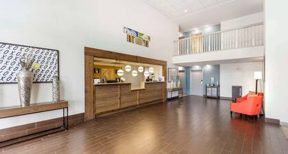 Comfort Inn Meridian - Bonita Lakes