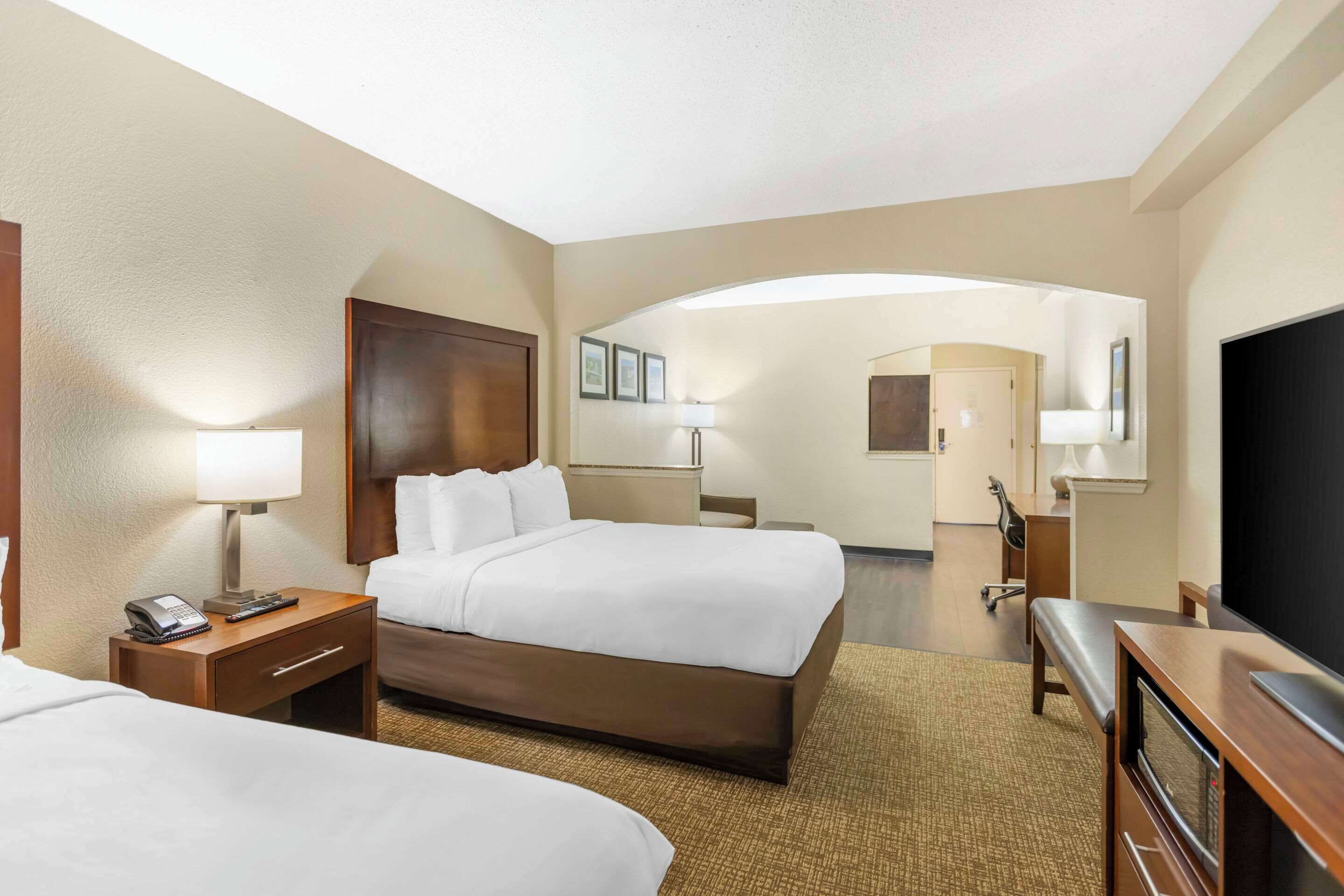 Standard Room, 2 Double Beds, Non Smoking | Premium bedding, down comforters, pillowtop beds, iron/ironing board