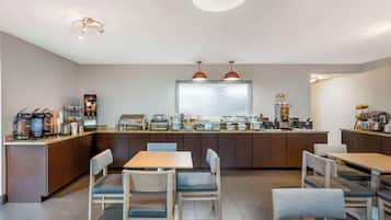 Free daily continental breakfast