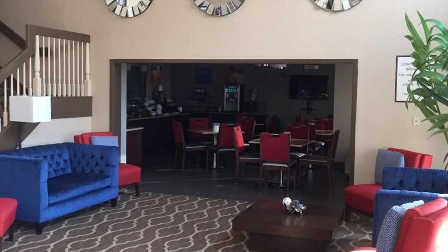 Comfort Inn Meridian - Bonita Lakes