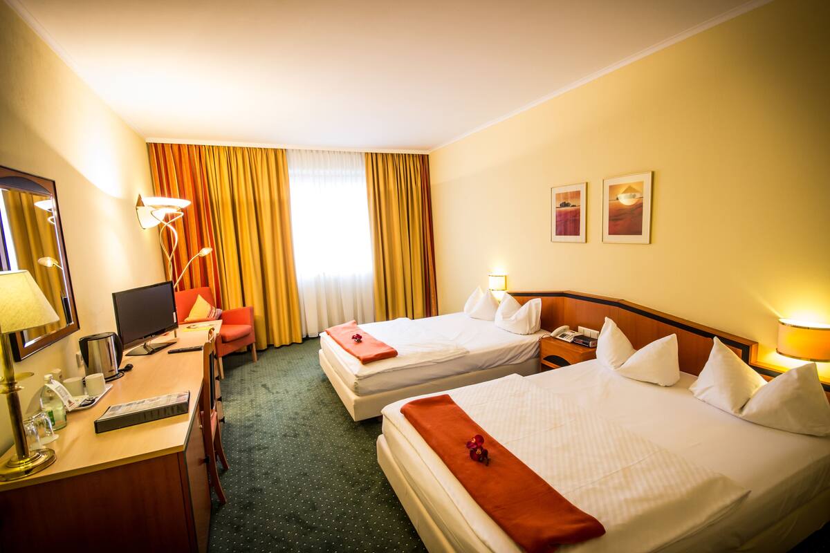 Superior Double Room | Hypo-allergenic bedding available, in-room safe, desk