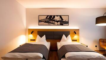 Hypo-allergenic bedding, in-room safe, desk, iron/ironing board