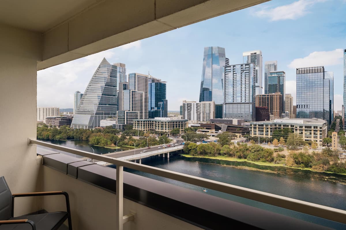 Literie de qualité supérieure, coffres-forts dans les chambres, bureau