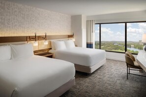 1 bedroom, premium bedding, in-room safe, desk