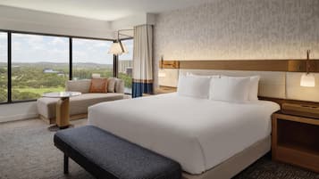 1 slaapkamer, luxe beddengoed, een kluis op de kamer, een bureau