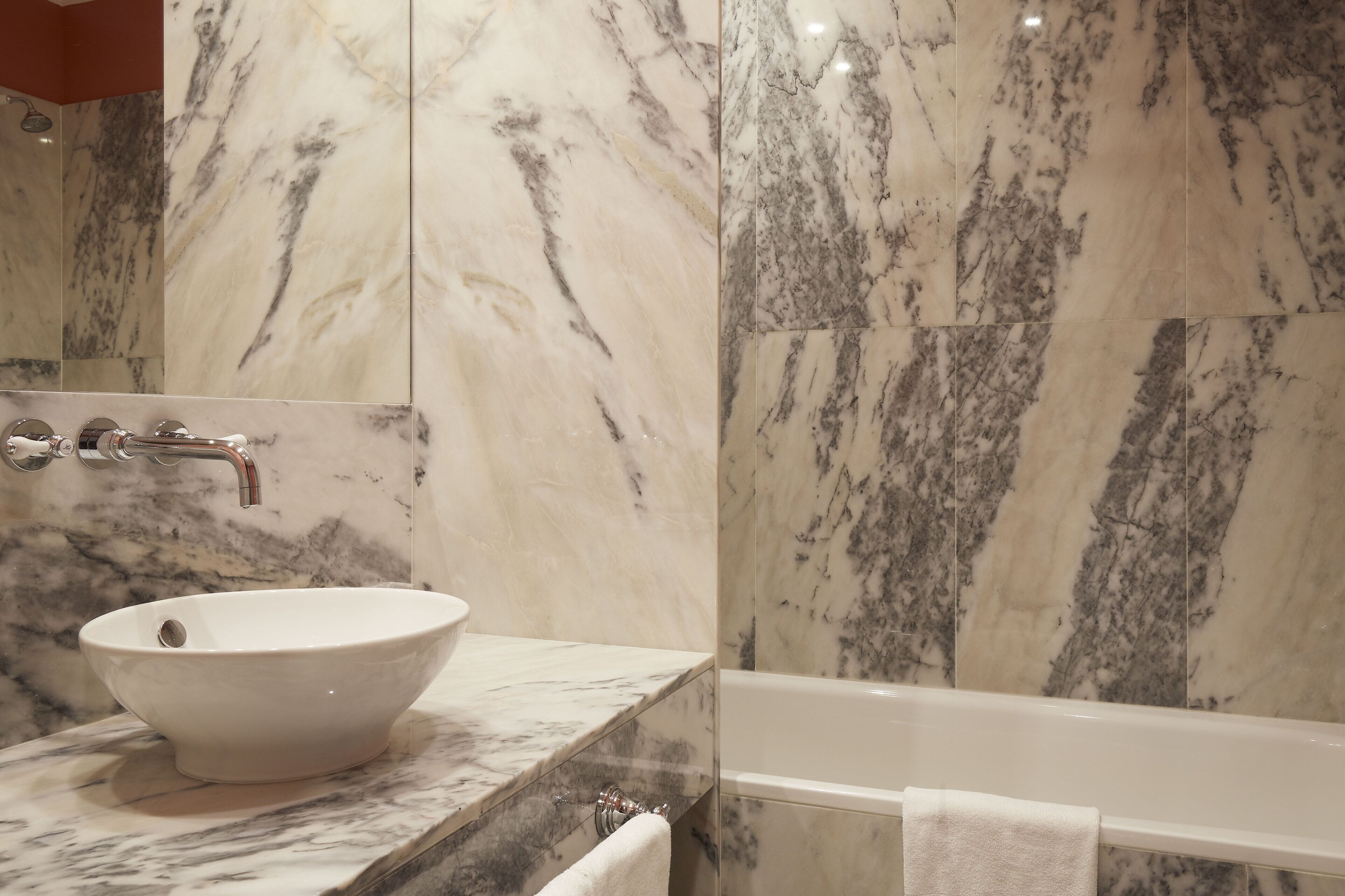 classic triple room, 1 bedroom | bathroom | free toiletries, hair dryer, towels