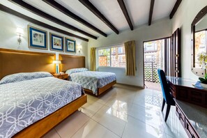 双人房, 2 张大床, 无烟房 | 熨斗/熨衣板、免费 WiFi、床单