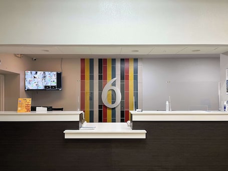 Lobby. Motel 6 Opelousas, LA