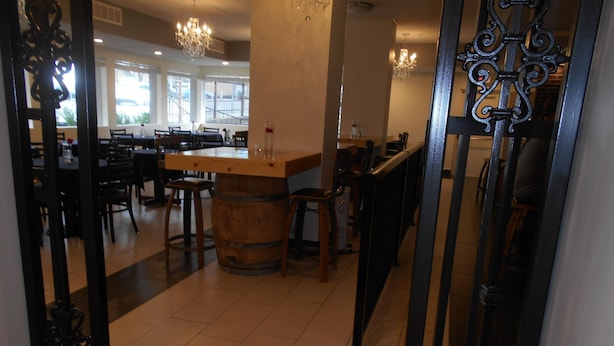 Food court - Red Lion Inn & Suites Olympia, Governor Hotel (Olympia)