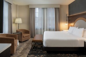 Suite, 1 Bedroom, Corner | Desk, free WiFi, bed sheets - Hampton Inn & Suites Birmingham-Downtown-Tutwiler (Birmingham)