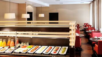 Tägliches Frühstücksbuffet gegen Gebühr