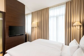 Χρηματοκιβώτιο στο δωμάτιο, γραφείο, ηχομόνωση 
