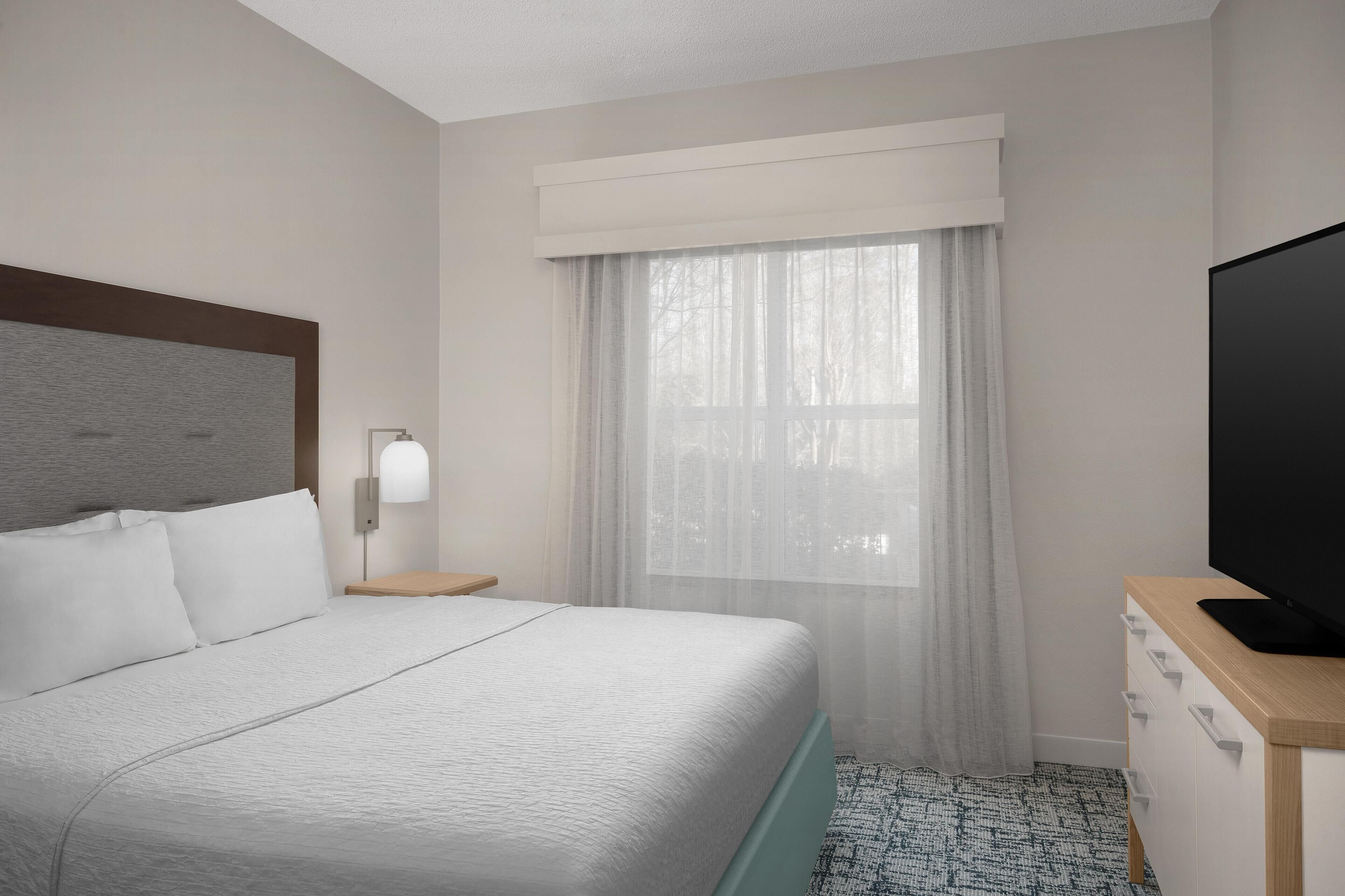 Zimmersafe, Schreibtisch, kostenlose Babybetten, kostenloses Internet