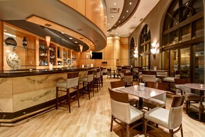 Bar (en la propiedad)