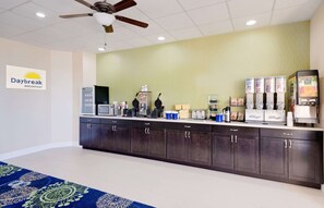 Café da manhã continental grátis todos os dias