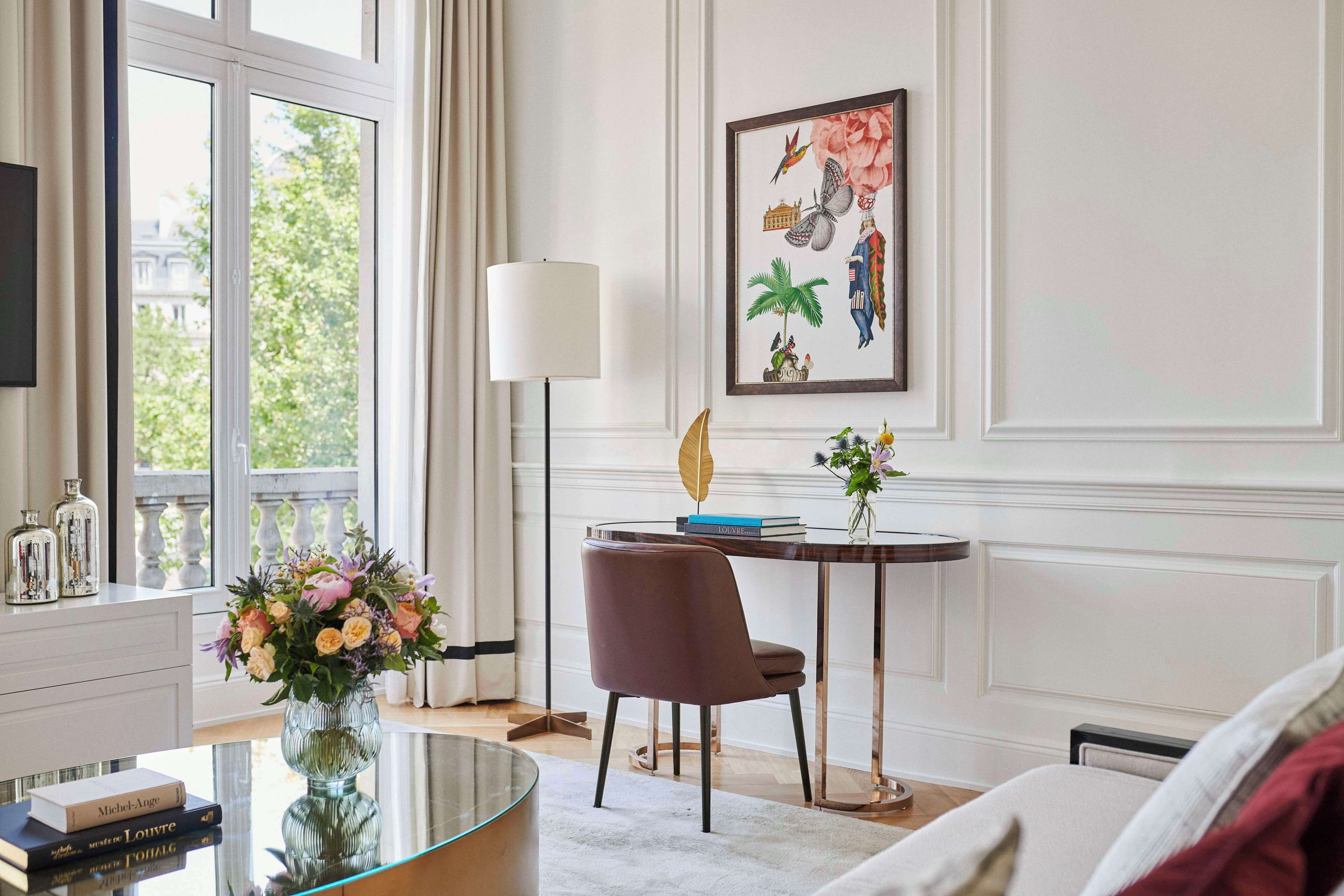 suite (pissarro) | premium bedding, pillow-top beds, minibar, in-room safe