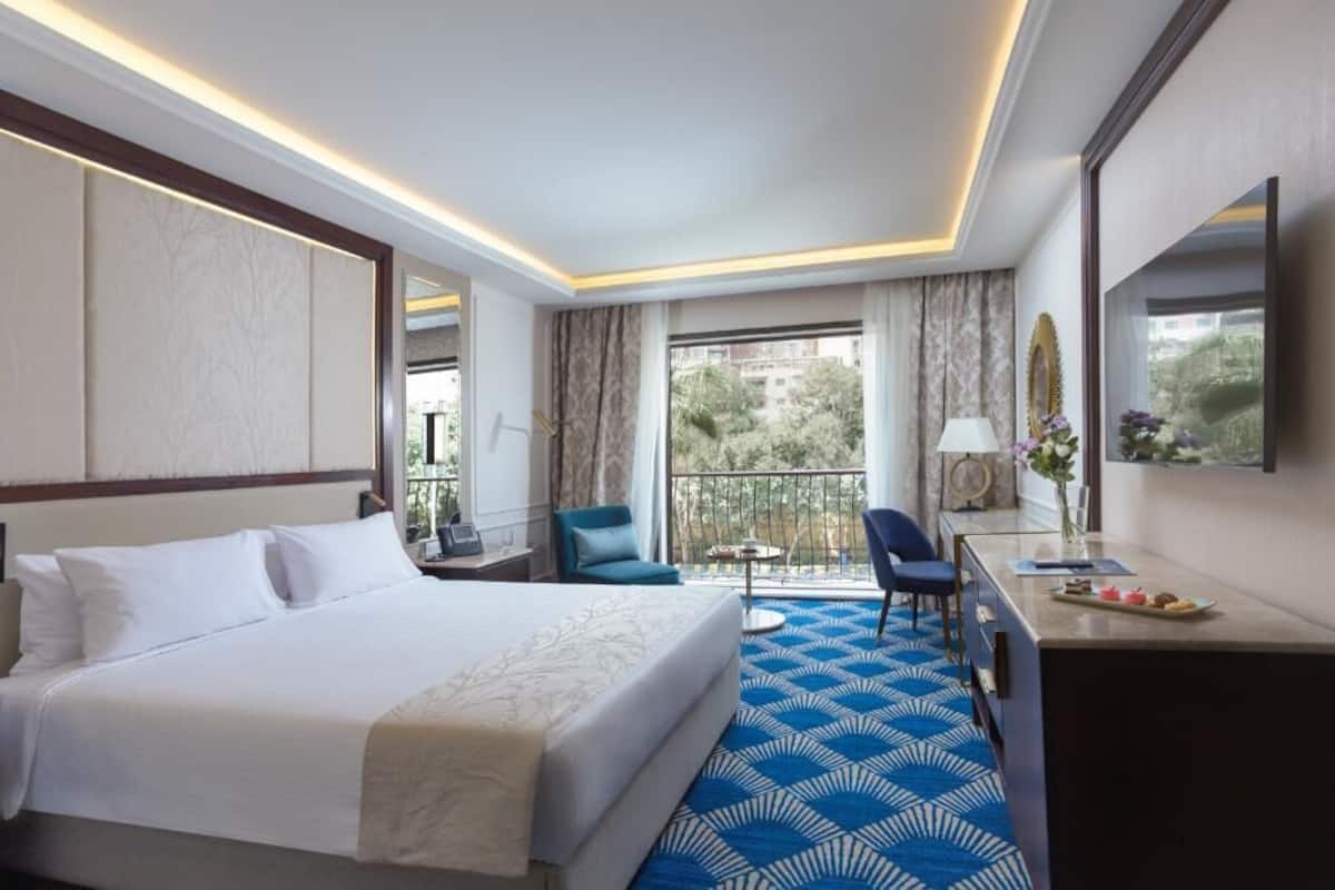 Minibar, in-room safe, desk, blackout curtains