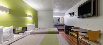 Days Inn by Wyndham Cincinnati I-71