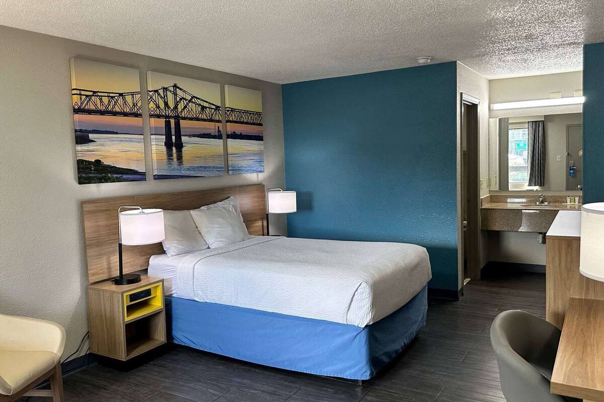 In-room safe, iron/ironing board (on request), cribs (free)