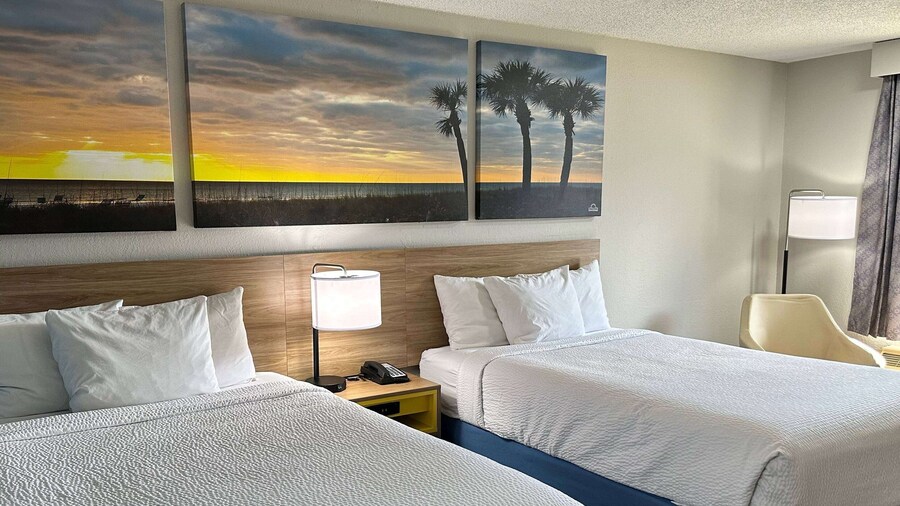 Days Inn by Wyndham Columbia NE Fort Jackson