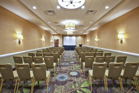 Holiday Inn National Airport Crystal City, an IHG Hotel - Image 31