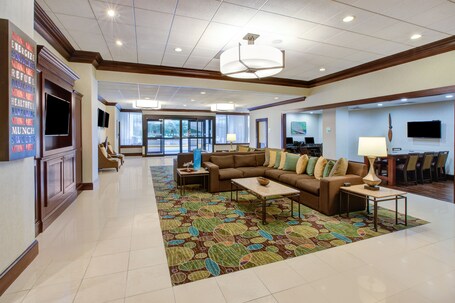 Holiday Inn National Airport Crystal City, an IHG Hotel - Image 32