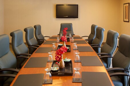 Holiday Inn National Airport Crystal City, an IHG Hotel - Image 30