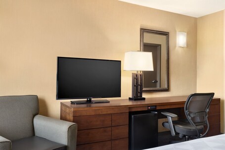 Holiday Inn National Airport Crystal City, an IHG Hotel - Image 38