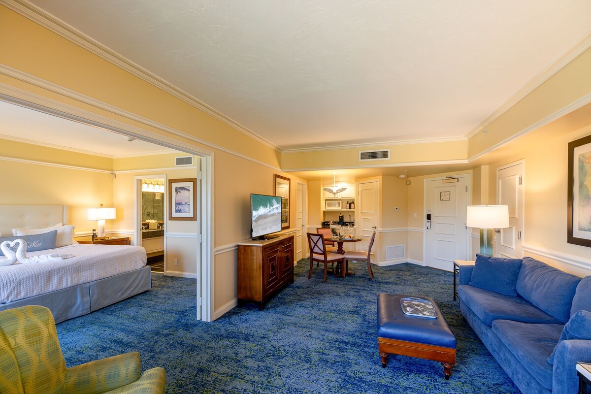 Executive Suite, 1 Bedroom, Non Smoking | Living area | 49-inch flat-screen TV with satellite channels, TV, foosball