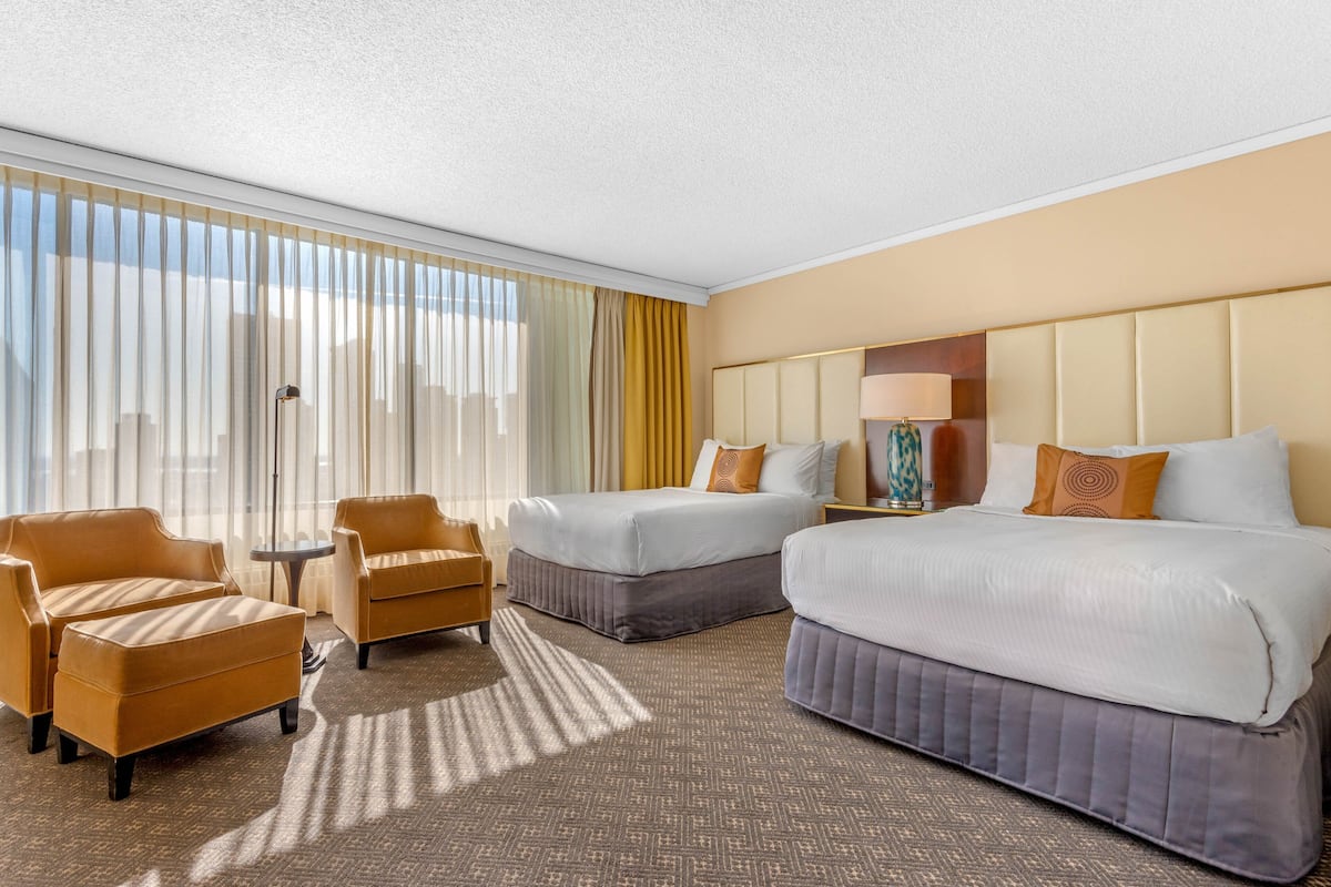 Premium bedding, pillowtop beds, in-room safe, desk