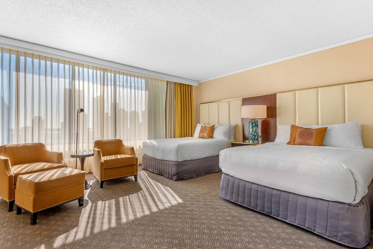 Premium bedding, pillowtop beds, in-room safe, desk