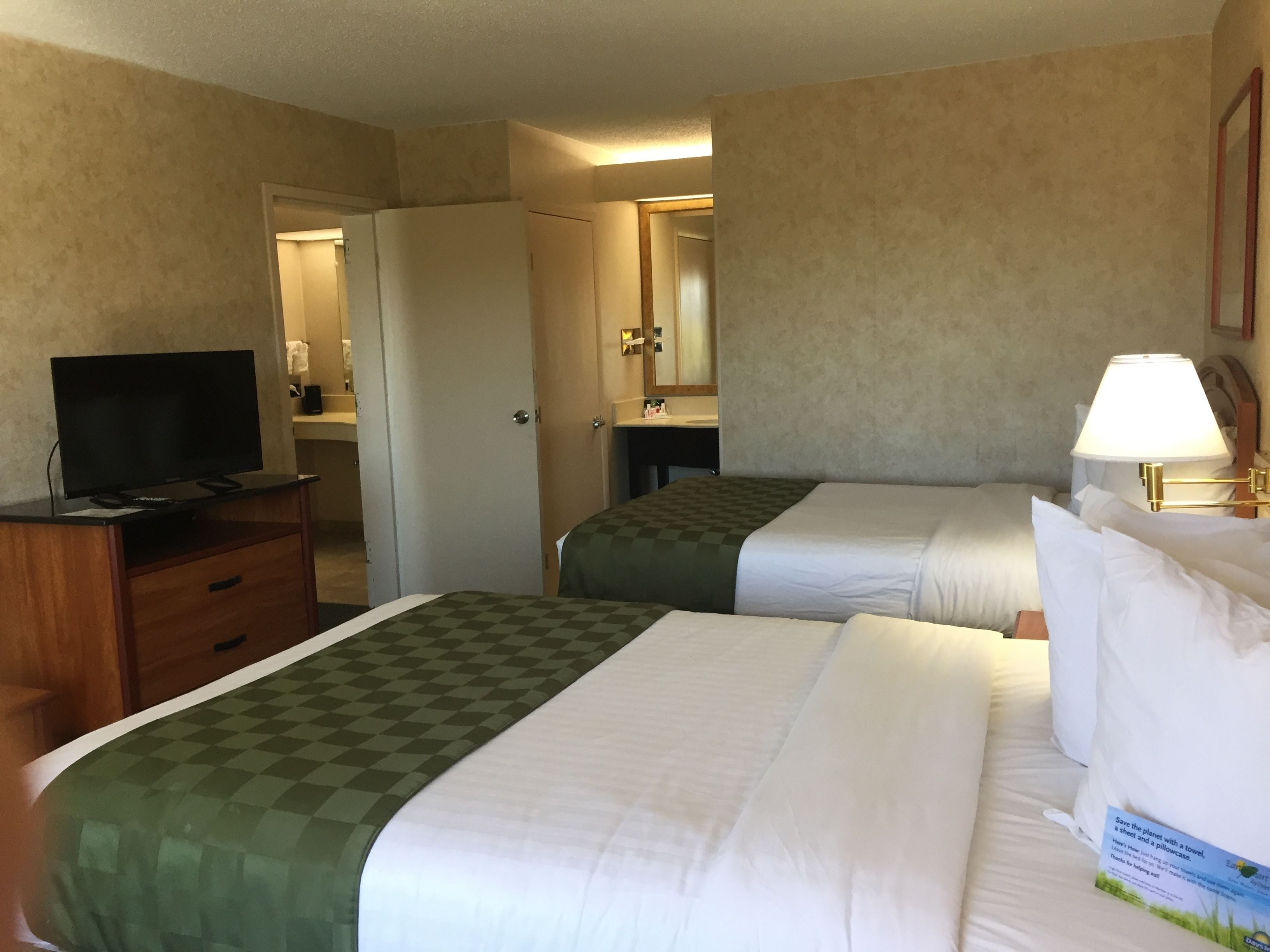 Photo - Days Inn & Suites by Wyndham Albuquerque North
