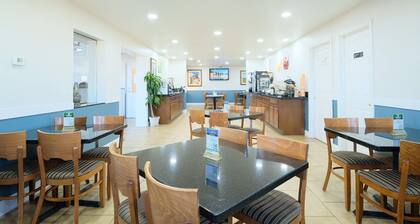 Quality Inn Holbrook near Petrified Forest