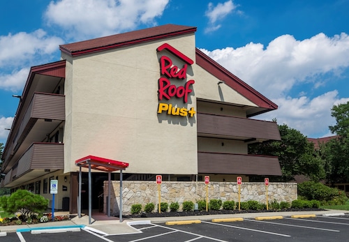 Red Roof Inn PLUS+ Secaucus - Meadowlands - NYC
