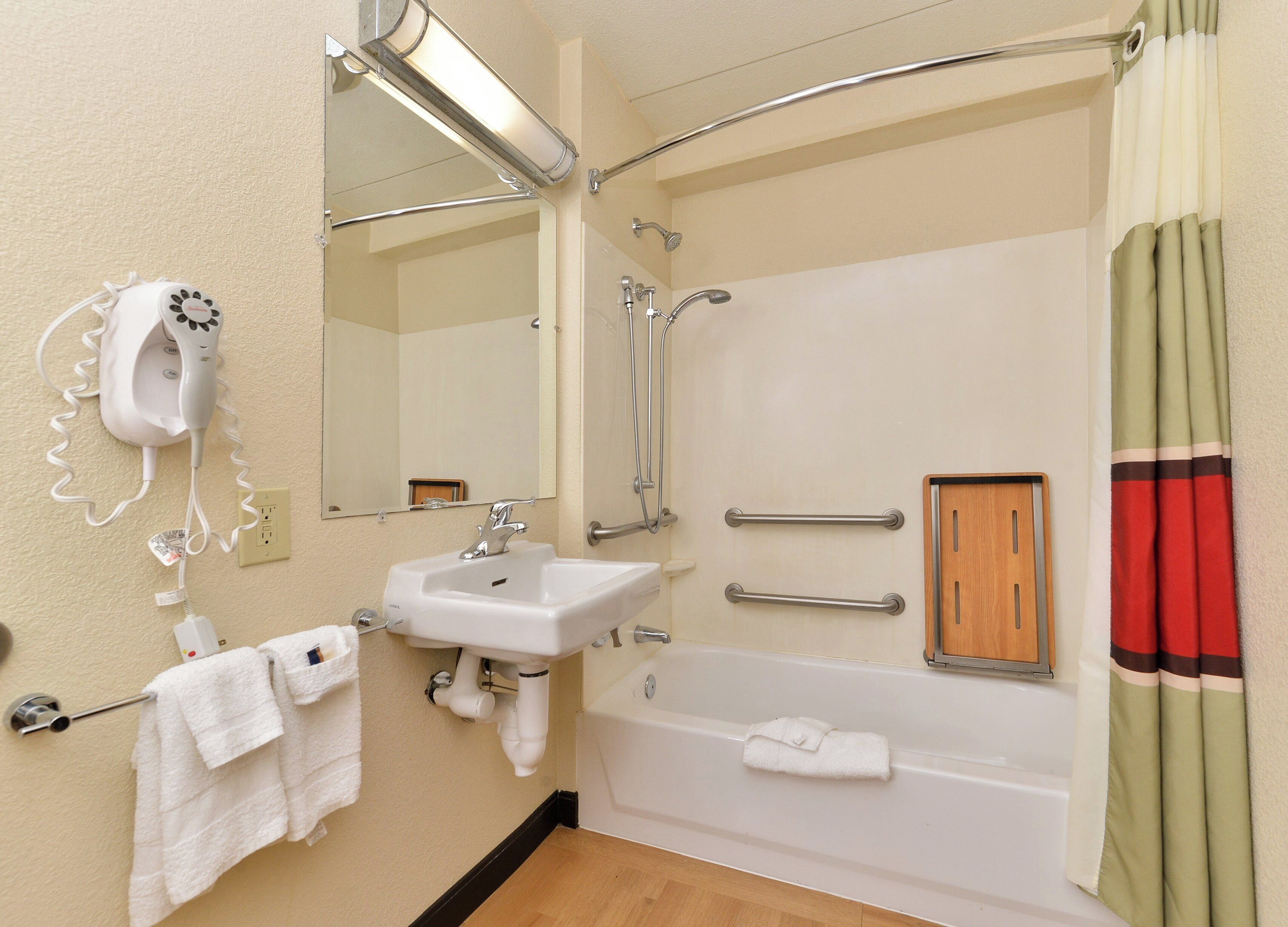 Photo - Red Roof Inn PLUS+ Secaucus - Meadowlands - NYC