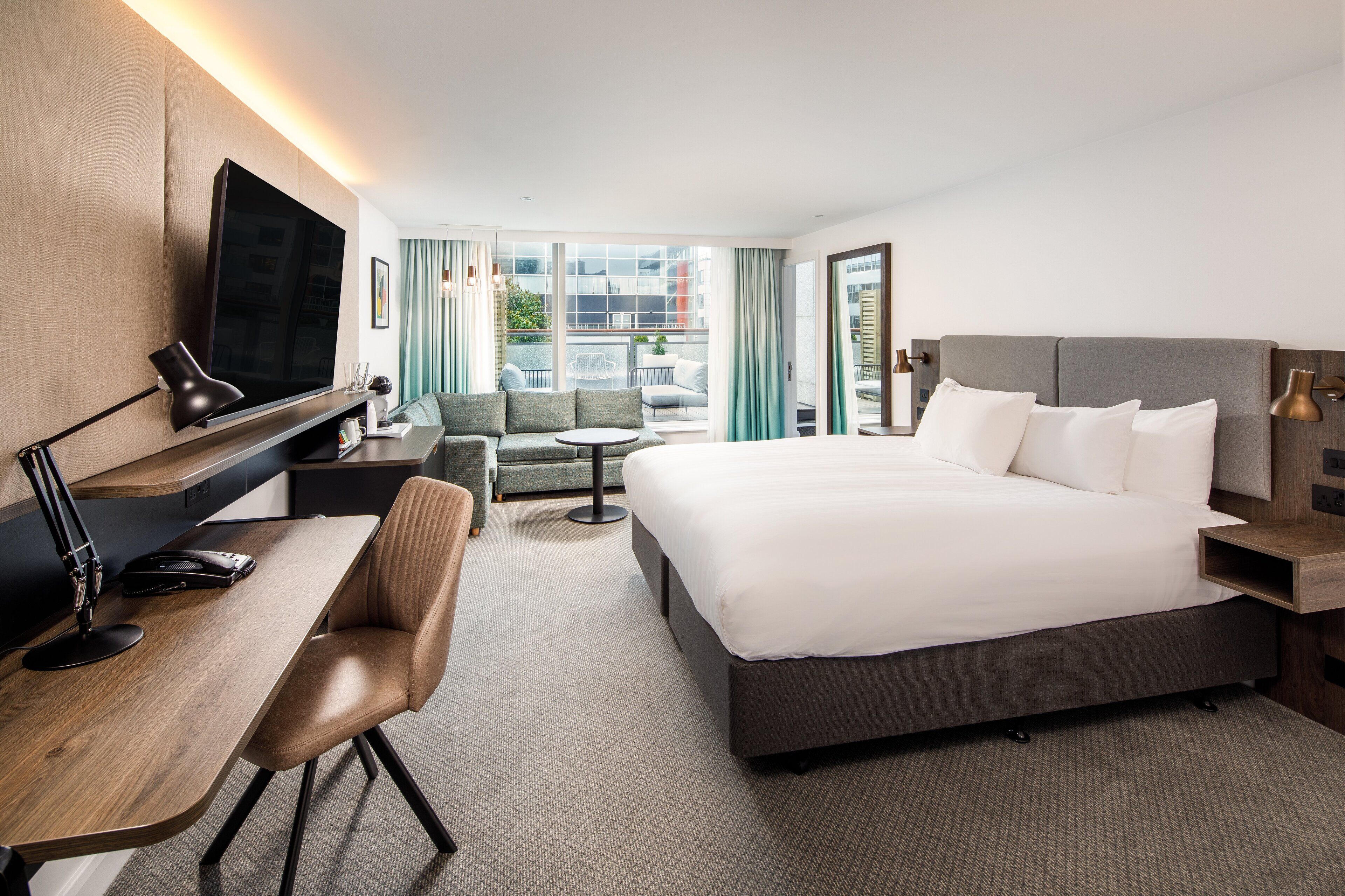 Premium Room, 1 King Bed, Balcony (Super King) | Desk, iron/ironing board, free cots/infant beds, free WiFi