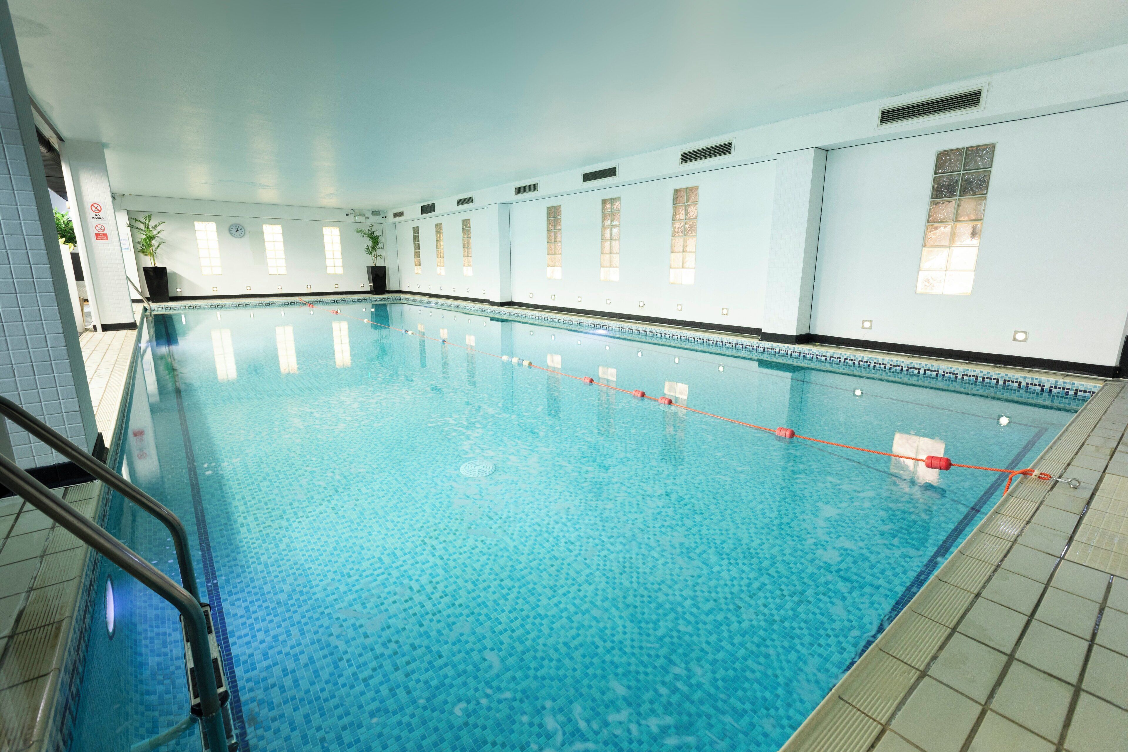 Piscine couverte