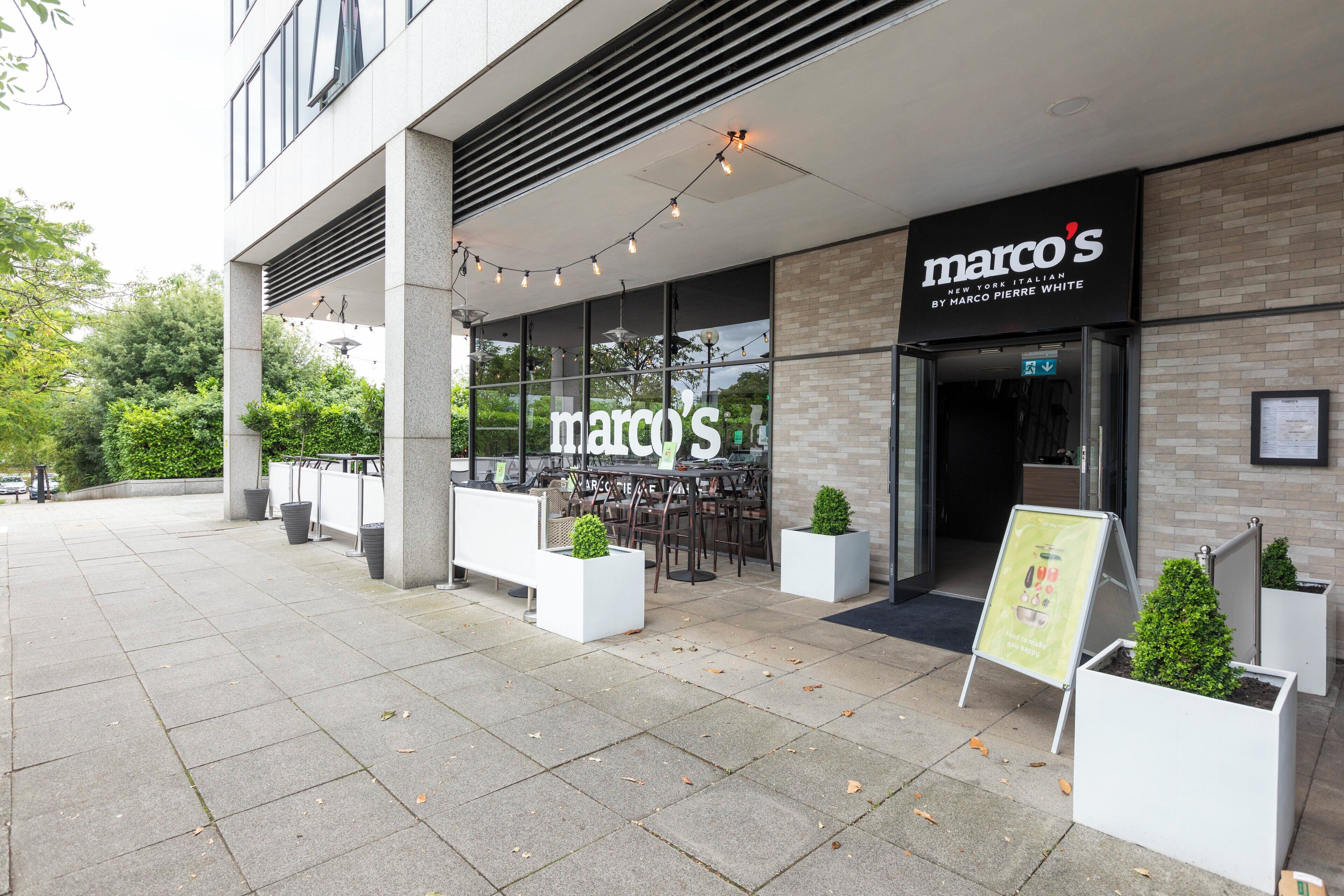 breakfast, lunch and dinner served