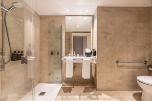 Rolstoeltoegankelijke badkamer