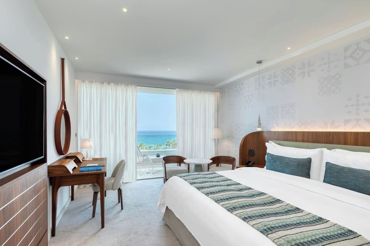 Superior Room, 1 King Bed, Sea View