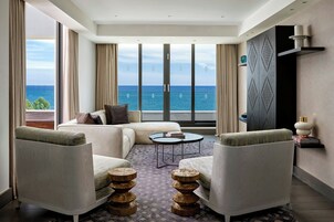 Suite, 2 kamar tidur, pemandangan laut (Balcony) | Pemandangan pantai/laut