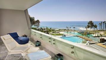 Suite, 1 Bedroom, Sea View (Adults Friendly +12) | Premium bedding, minibar, in-room safe, desk