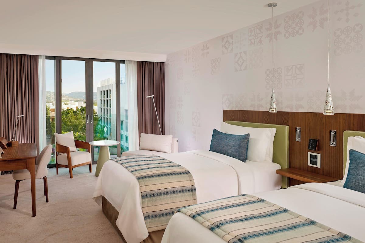 Superior Room, 2 Twin Beds, Non Smoking (Inland View)