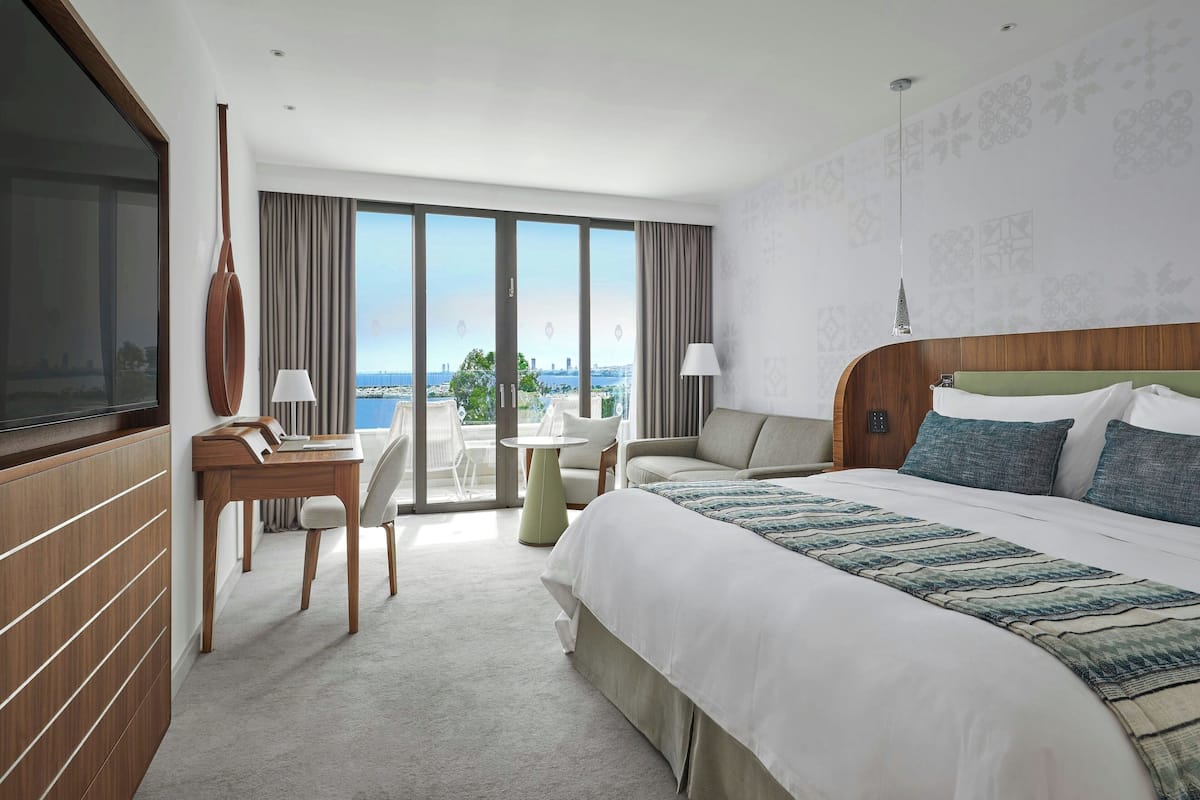 Premium bedding, minibar, in-room safe, desk