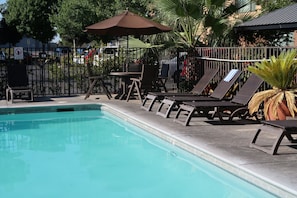 Outdoor pool, pool loungers
