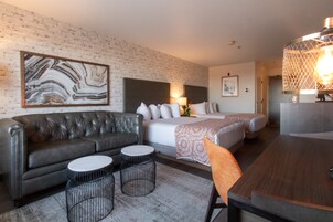 套房 | 高档床上用品、遮光窗帘、熨斗/熨衣板、免费婴儿床