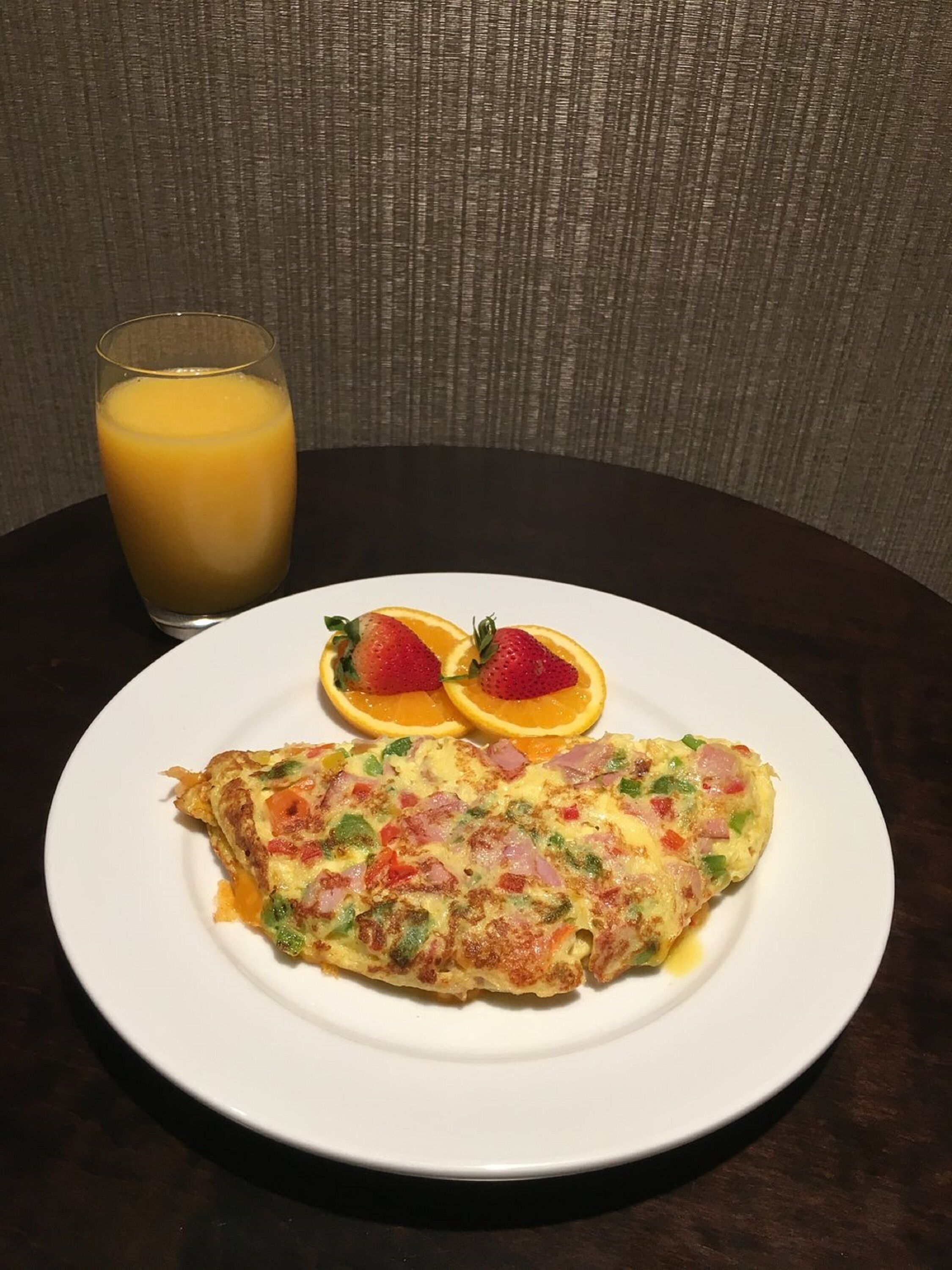 daily buffet breakfast (usd 15 per person)