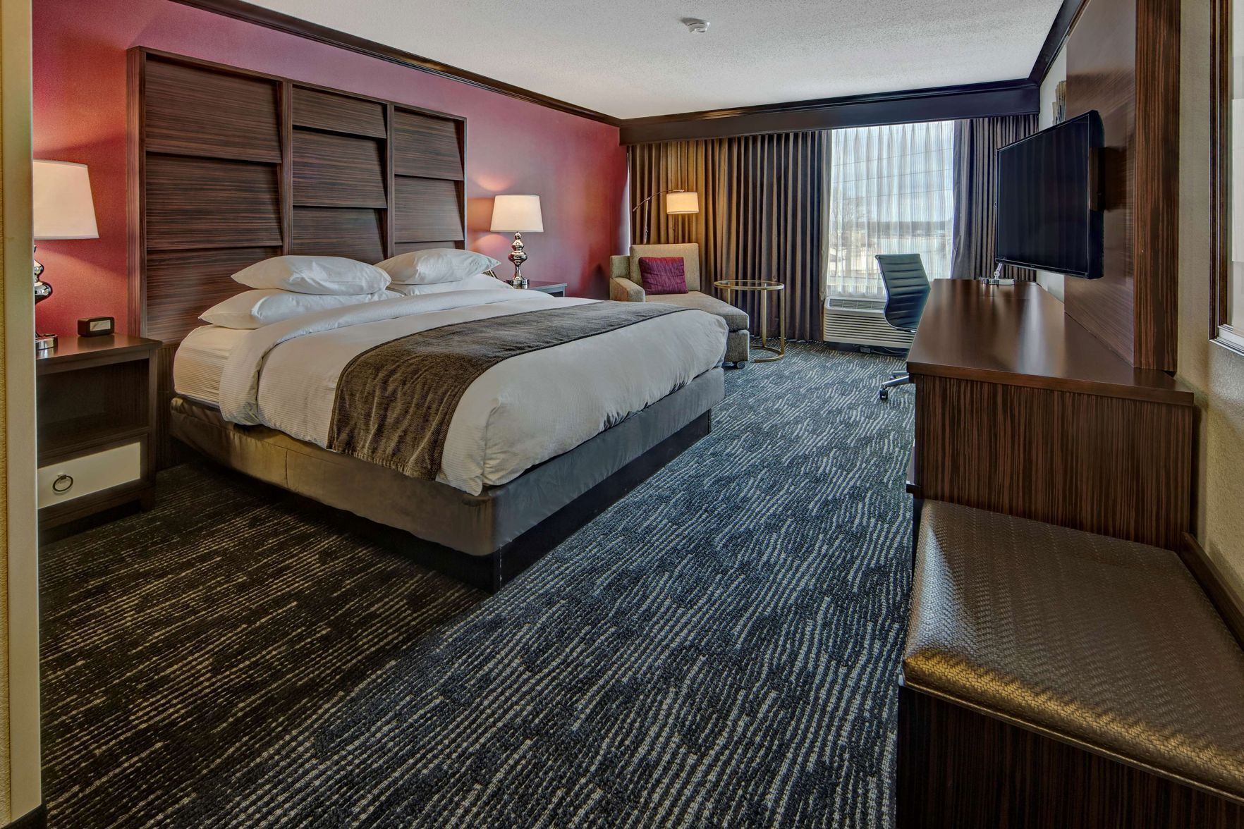 Pillowtop beds, in-room safe, soundproofing, iron/ironing board
