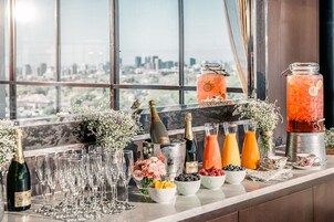 Free daily full breakfast 