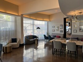Sala de estar en el lobby